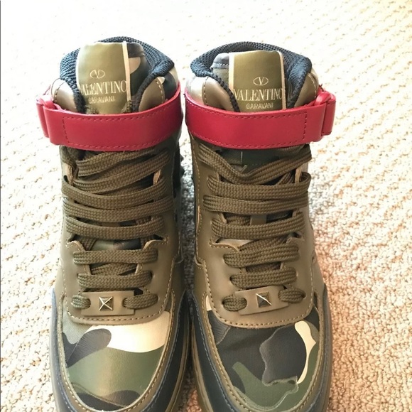 NEW Valentino RockrunnerCamouflage hi-top sneakers - Picture 4 of 5